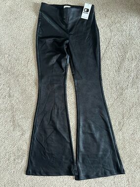 NWT Buckle Modish Rebel Youth Faux Leather Black Flared Pants Sz M